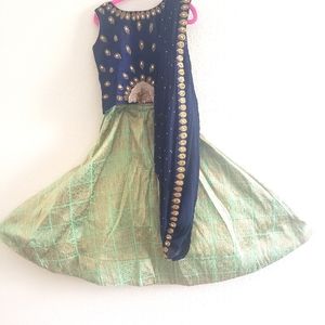Kids lehenga